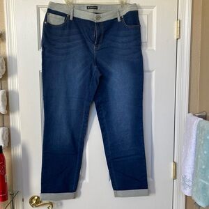 NWT - INC Slim Tech Fit Boyfriend Jeans
